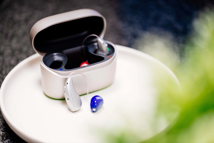 Modernes Hörgerät aus der Eifelohr-Beratung